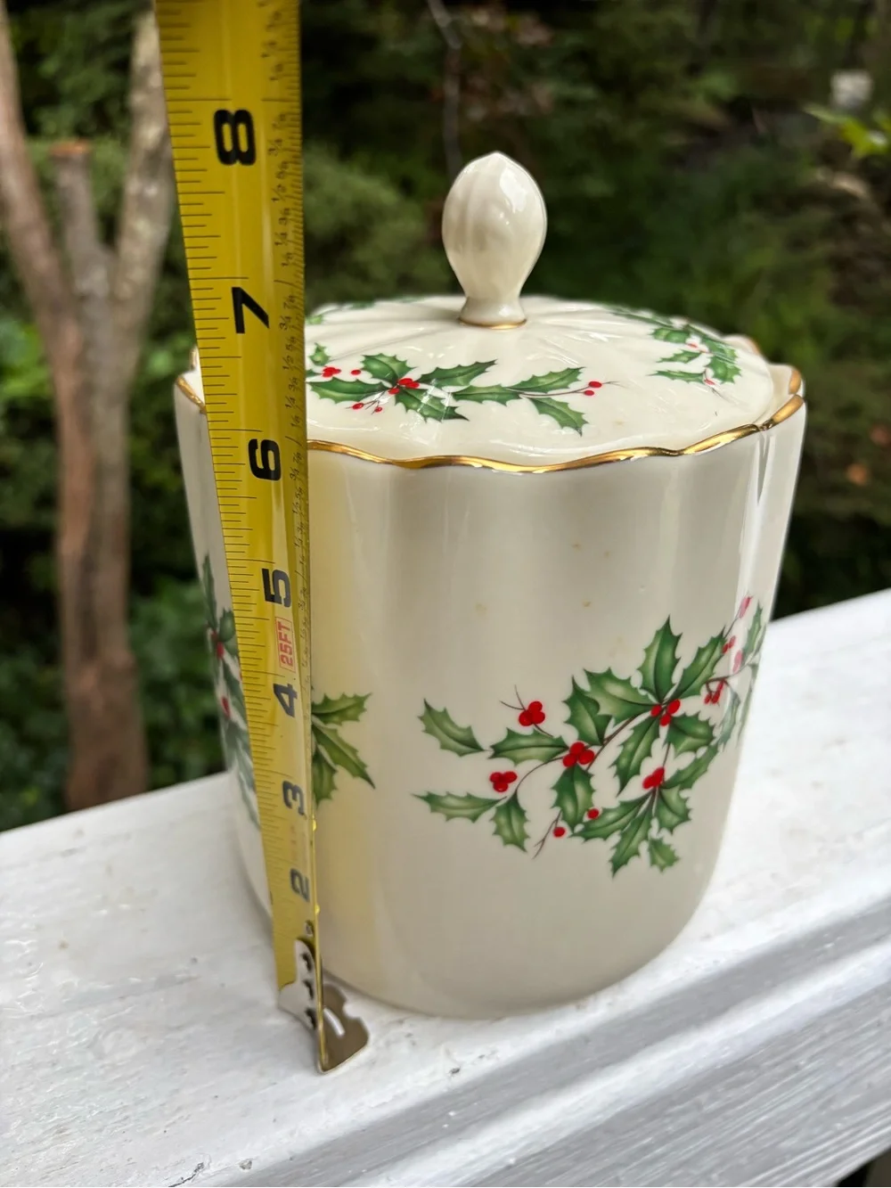 Lenox Holiday Biscuit Jar with Lid Ceramic in White, Green, Red with Gold Trim